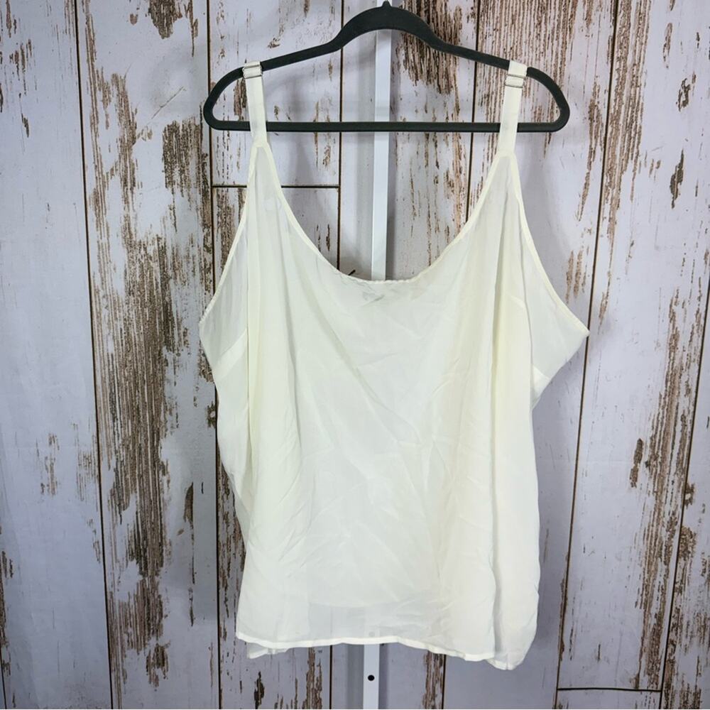 Ellos, Ivory Blouse with Beaded Hem and Pleating, and Layering Tank. Size 5X. - Picture 8 of 12